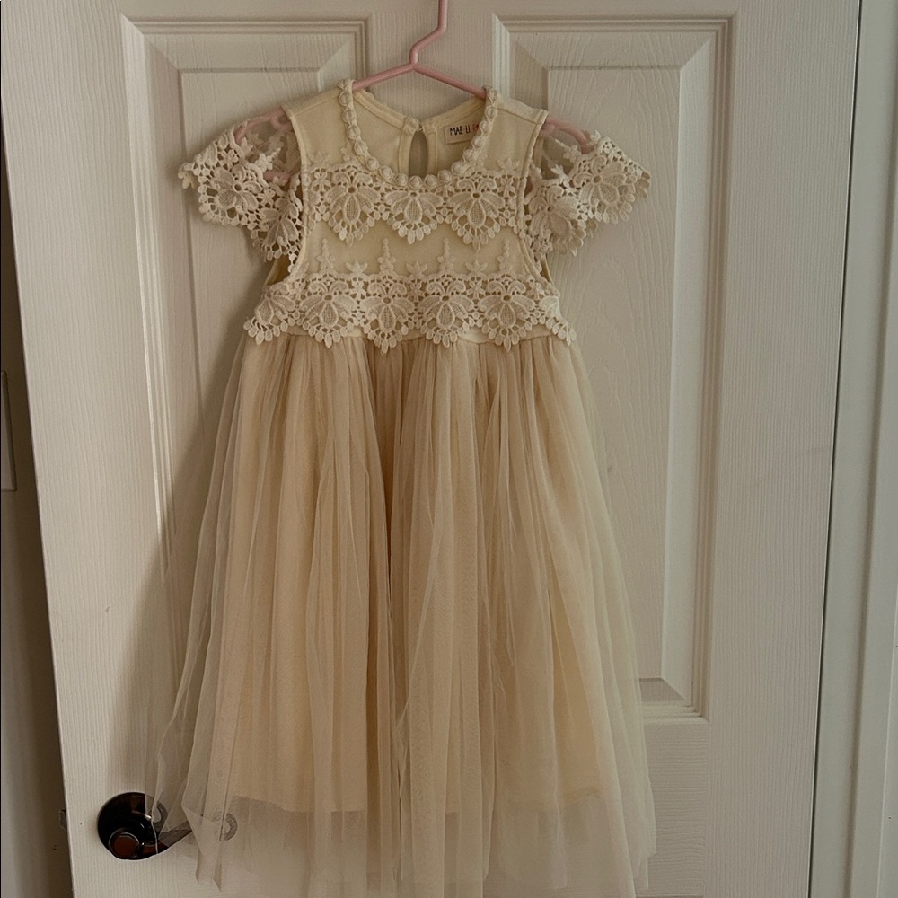 Elegant Cream Lace Kids Flower Girl Formal